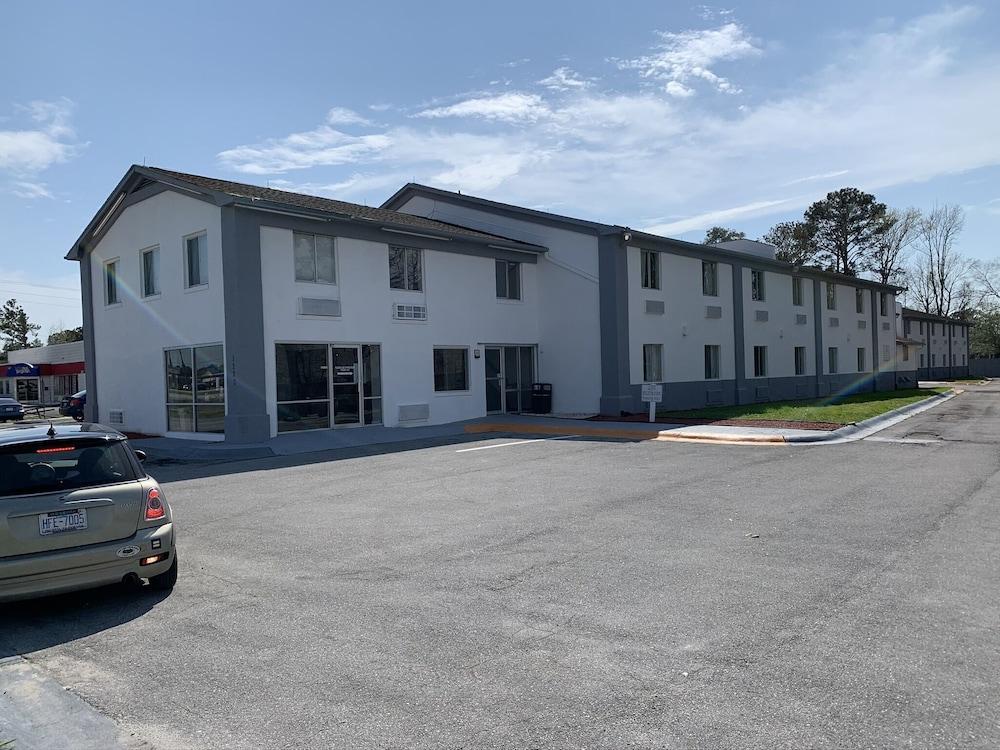 Econo Lodge Cherry Point Havelock Dış mekan fotoğraf