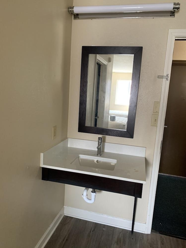 Econo Lodge Cherry Point Havelock Dış mekan fotoğraf