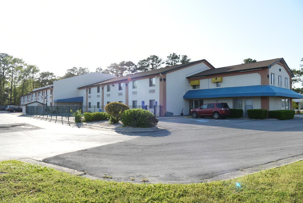 Econo Lodge Cherry Point Havelock Dış mekan fotoğraf