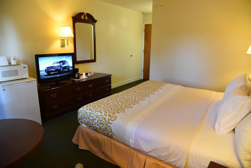 Econo Lodge Cherry Point Havelock Dış mekan fotoğraf