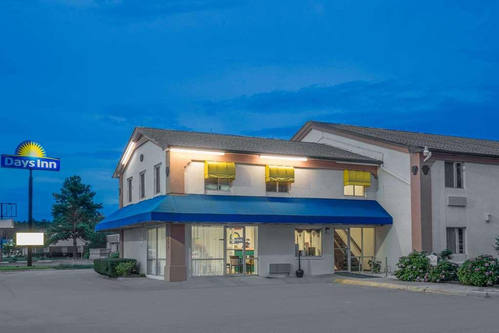 Econo Lodge Cherry Point Havelock Dış mekan fotoğraf