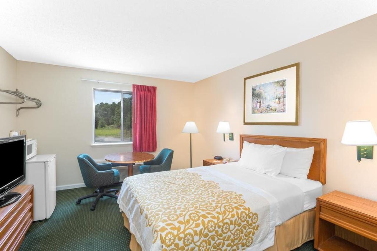 Econo Lodge Cherry Point Havelock Dış mekan fotoğraf