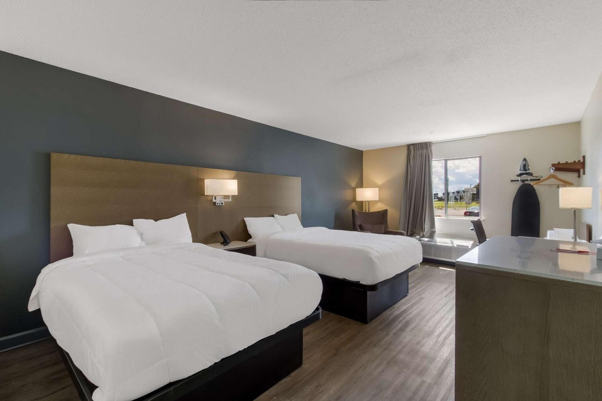 Econo Lodge Cherry Point Havelock Dış mekan fotoğraf