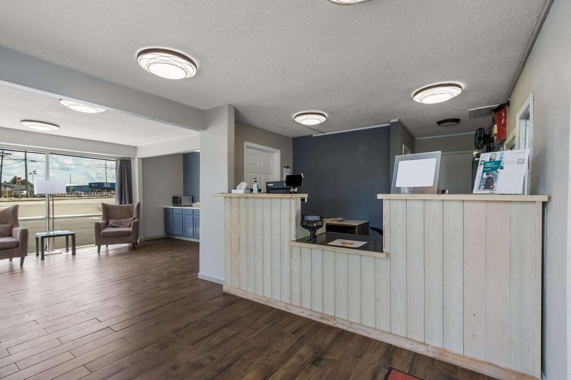 Econo Lodge Cherry Point Havelock Dış mekan fotoğraf